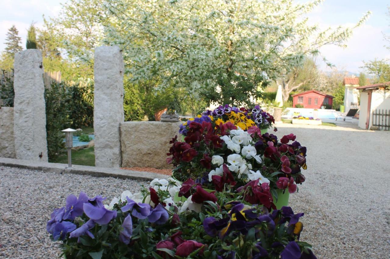 Les Trois Maisons Holiday home Druillat